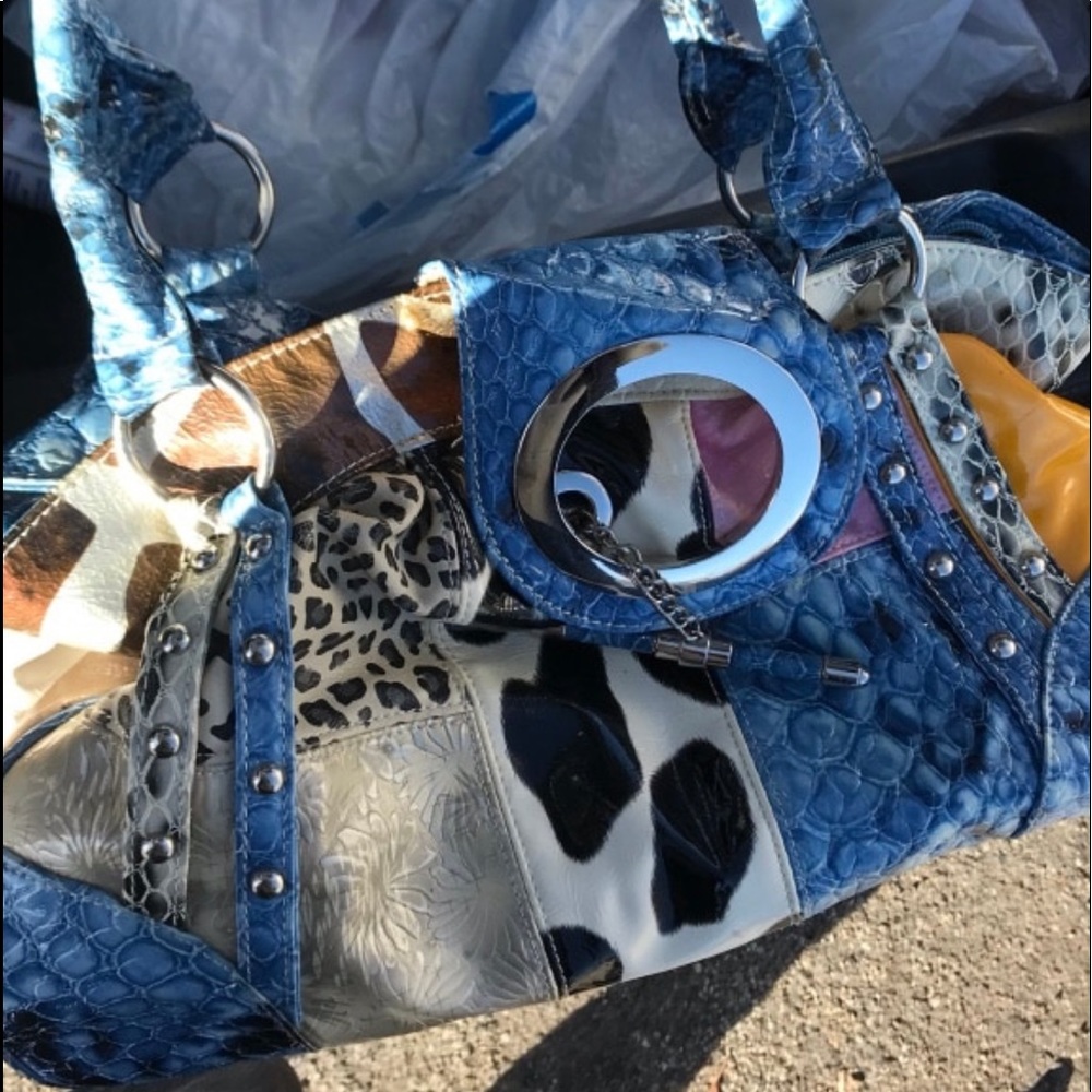 Purse.